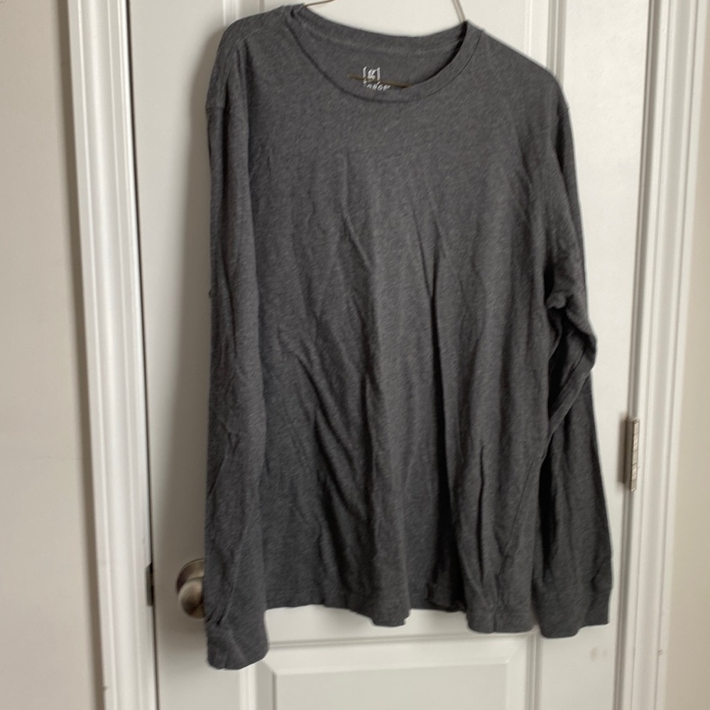Men’s lightweight long sleeve